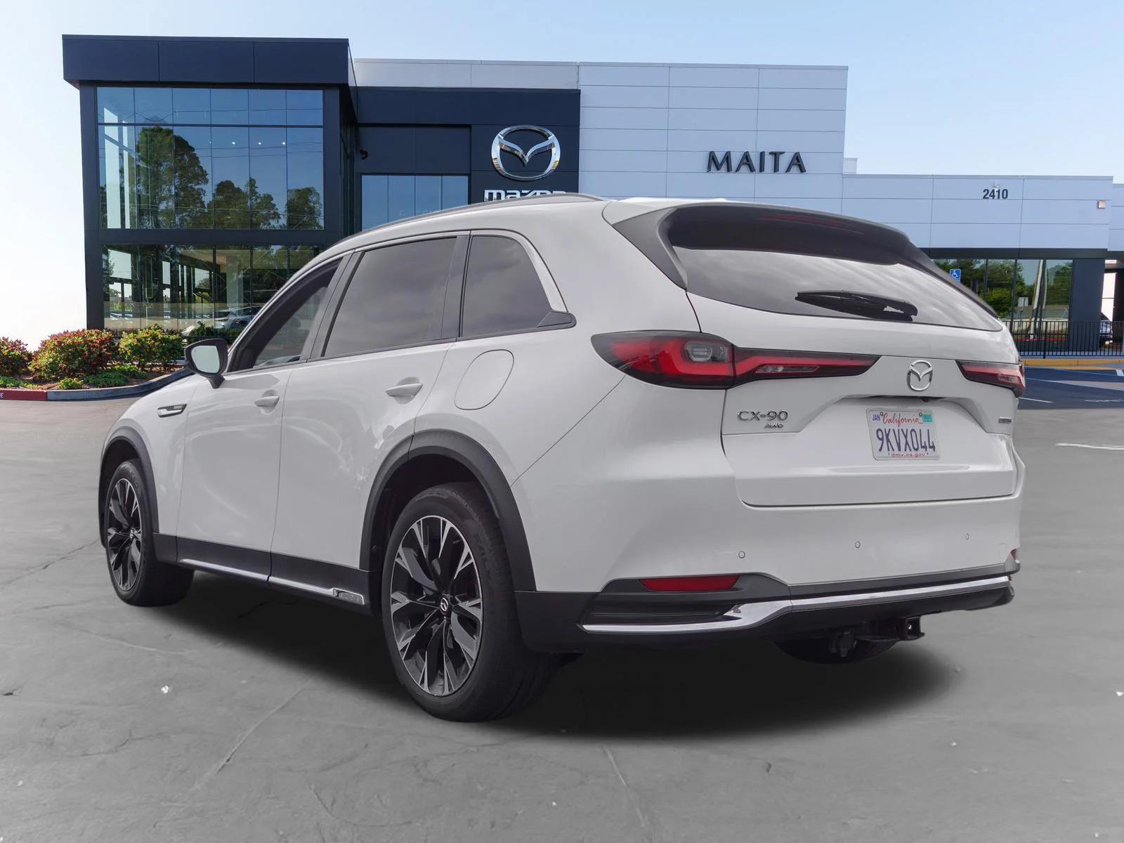 Certified Used 2024 Rhodium White Premium Mazda Premium Plus image 6