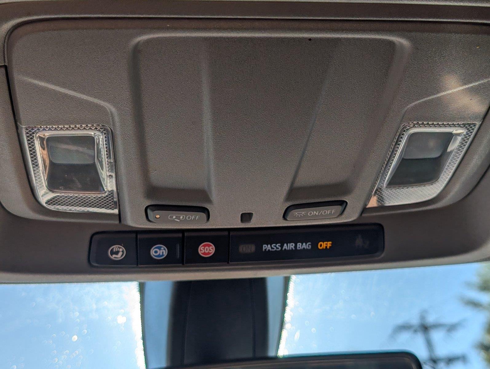 Used 2021 Summit White Chevrolet RST image 21