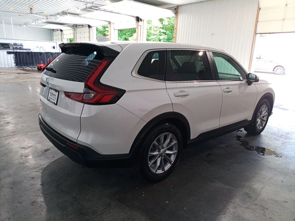 Used 2025 White Honda EX-L image 5
