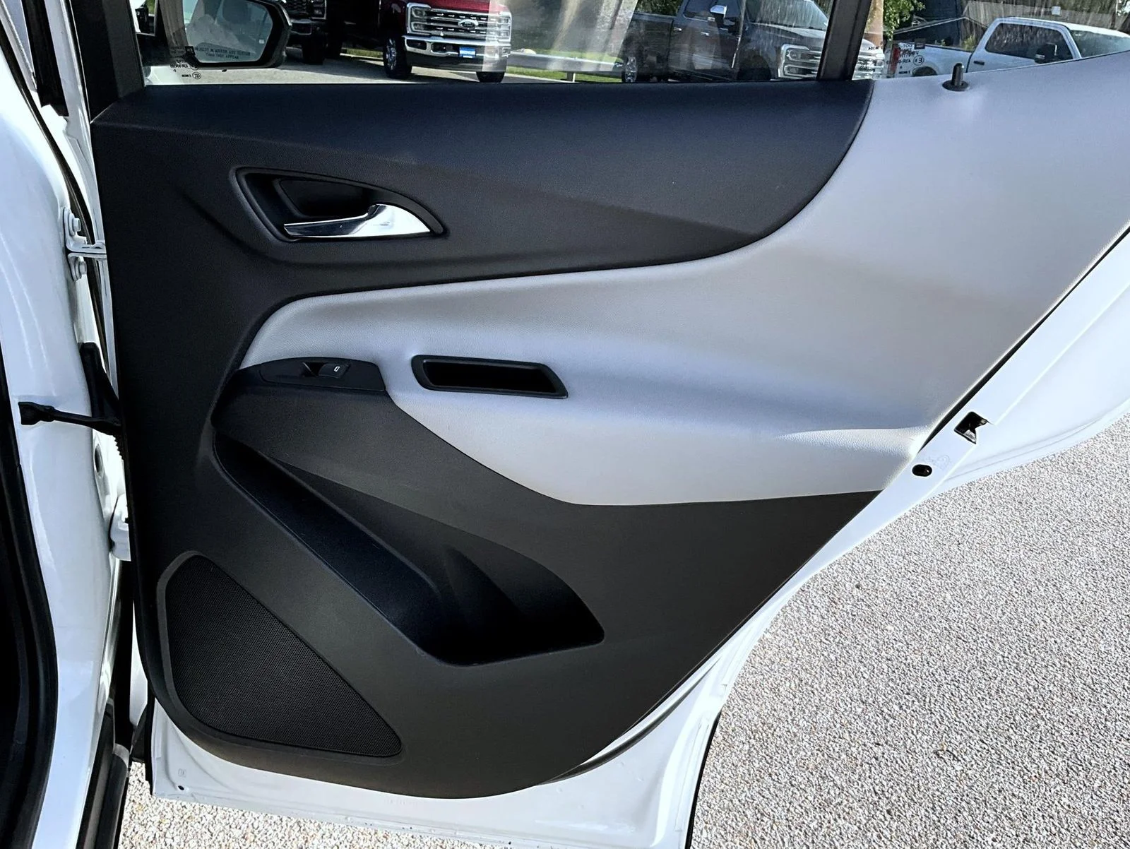 Used 2021 White Chevrolet LS image 20