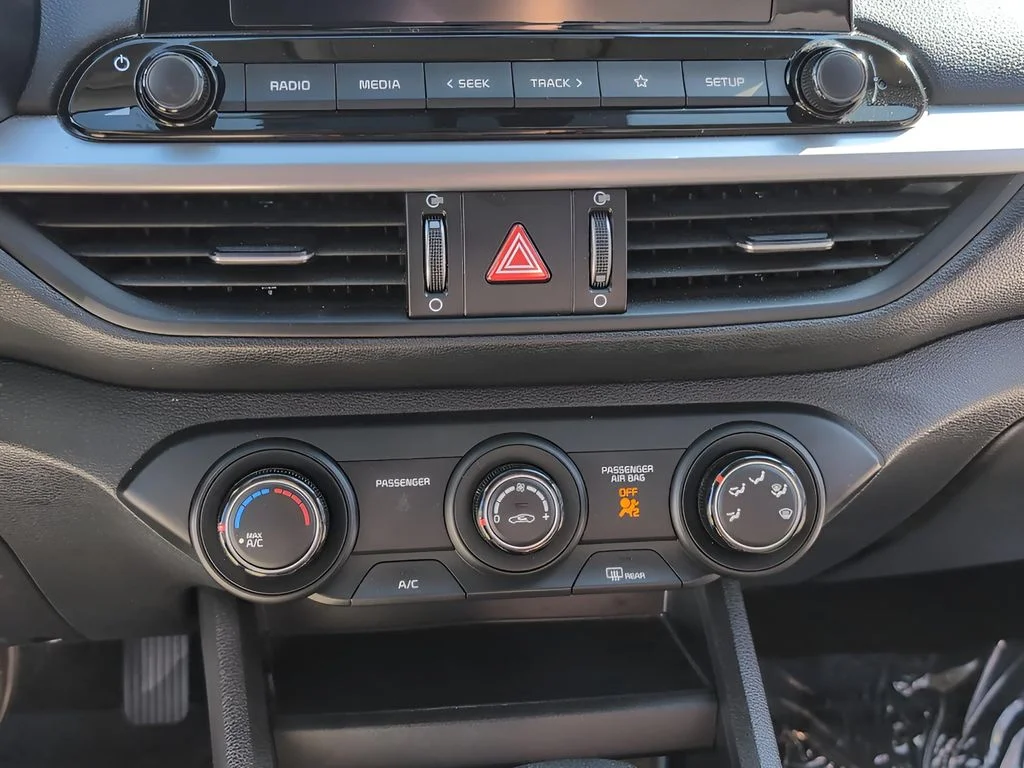 Used 2023 Gray Kia LXS image 17