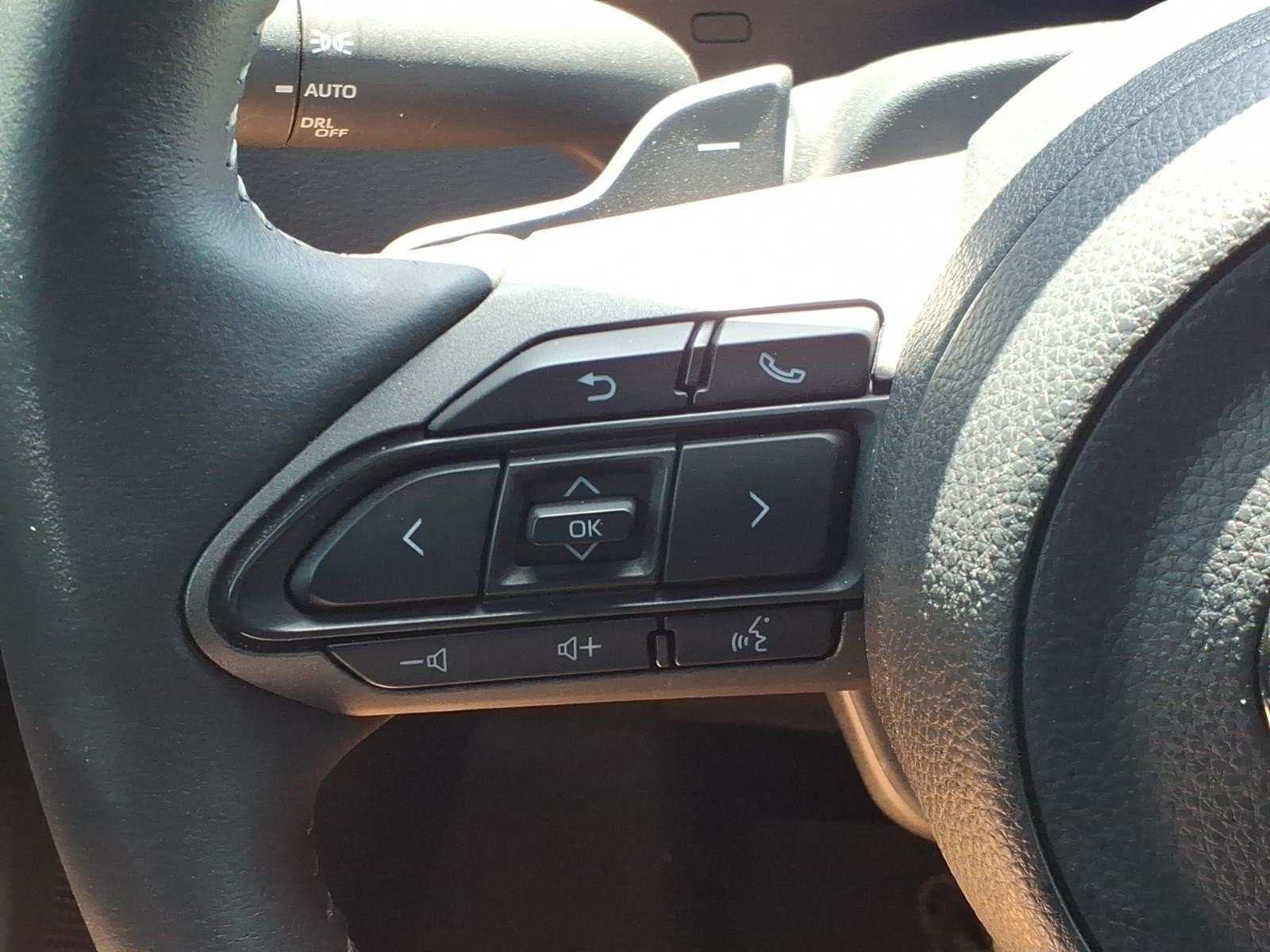 2025 Toyota GR Corolla Core - Photo 19