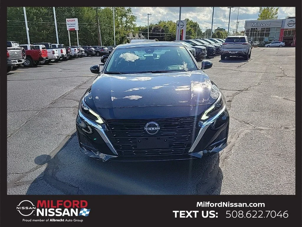 Certified Used 2025 Black Nissan 2.5 SV image 7