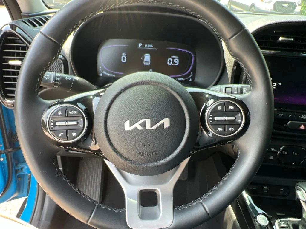 Used 2025 Surf Blue Kia EX image 21