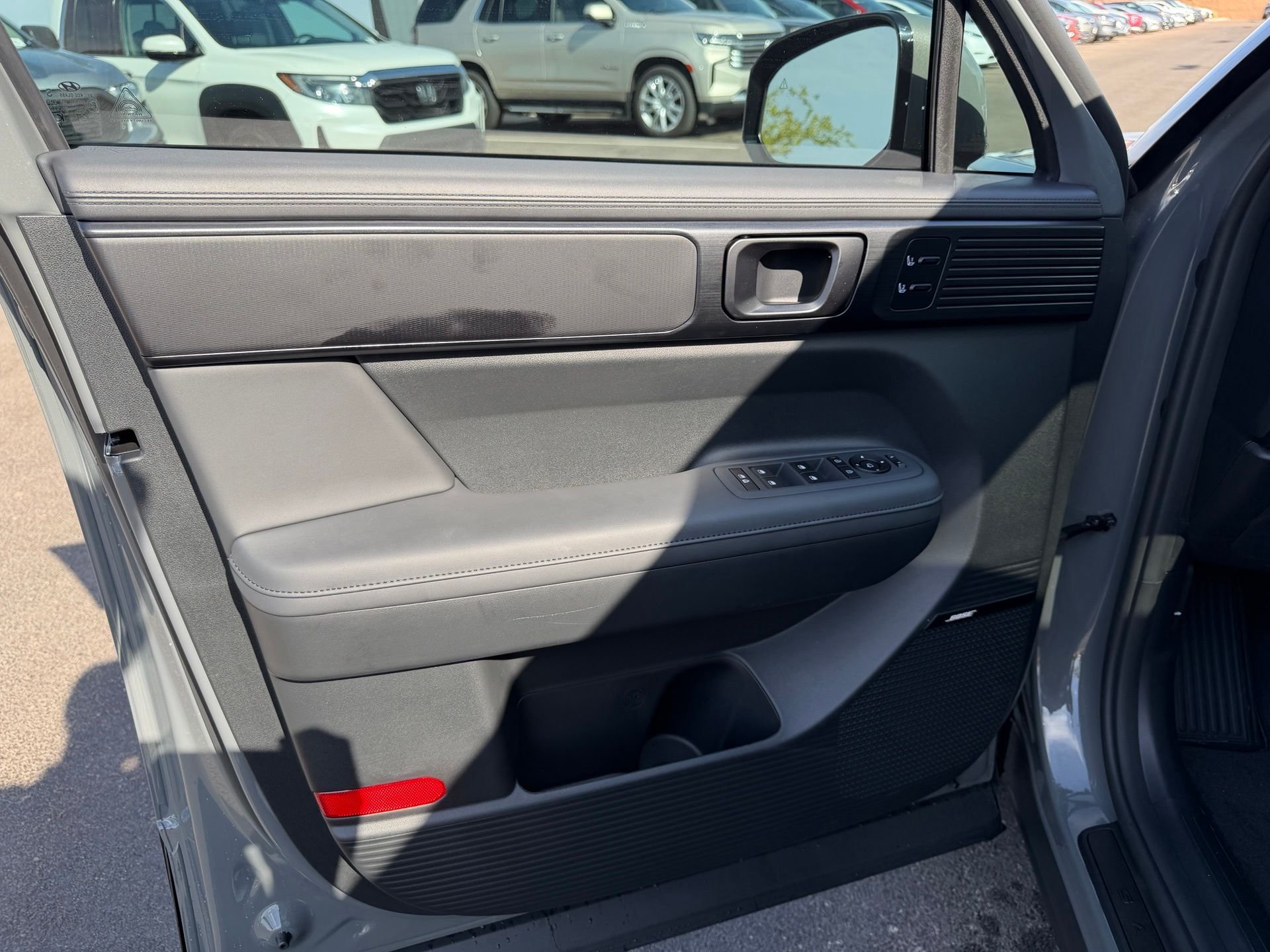 Used 2026 Gray Hyundai Calligraphy image 32