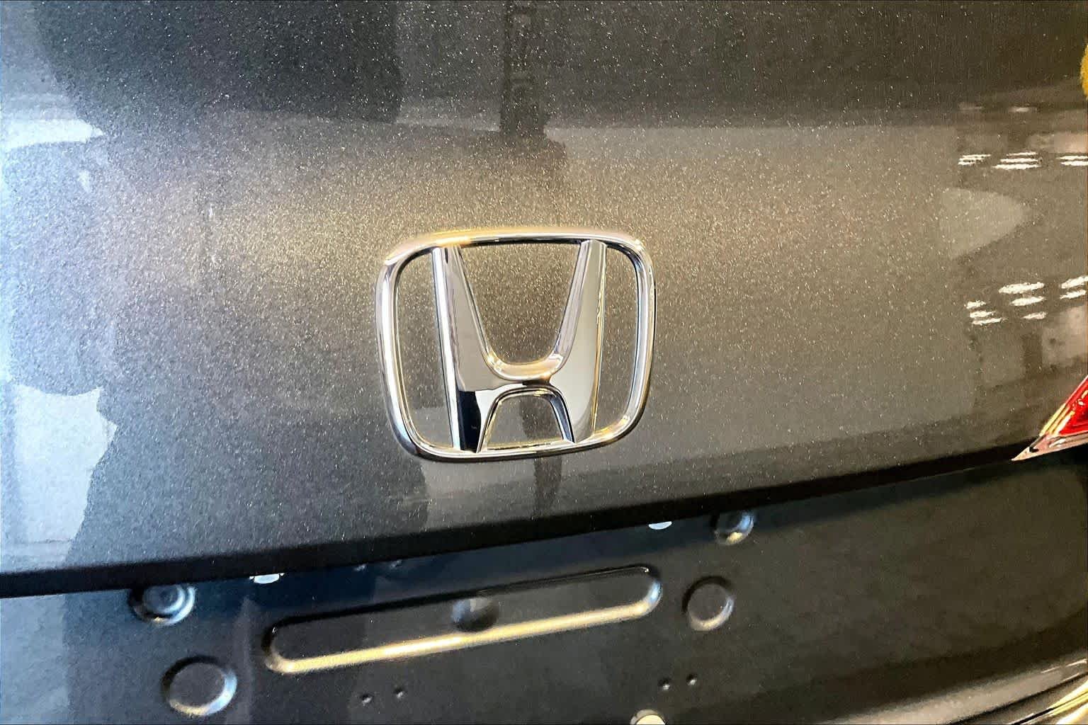 Used 2024 Meteorite Gray Metallic Honda EX image 33