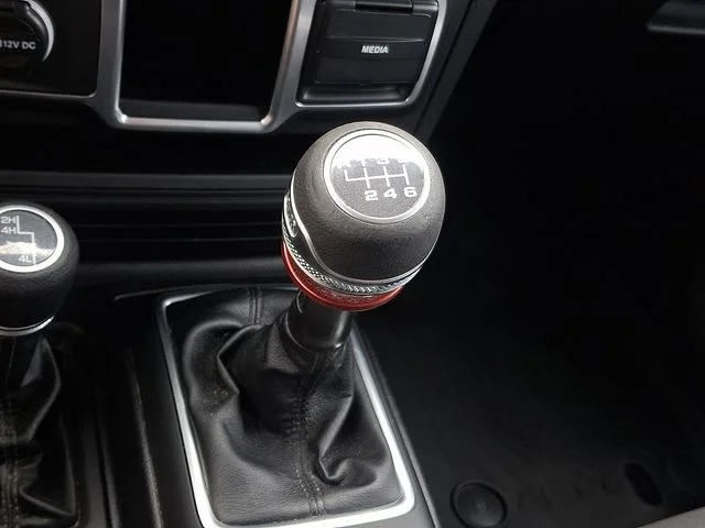 Used 2018 Gray Jeep Unlimited Sport image 22
