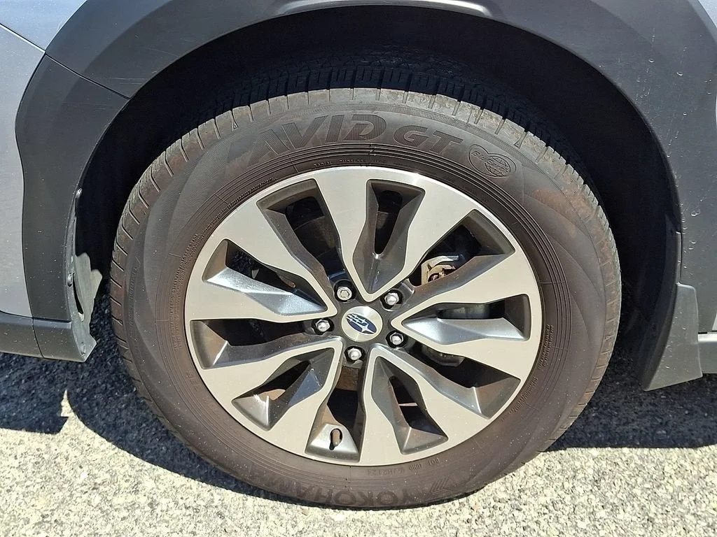 Used 2025 Silver Subaru Limited image 38