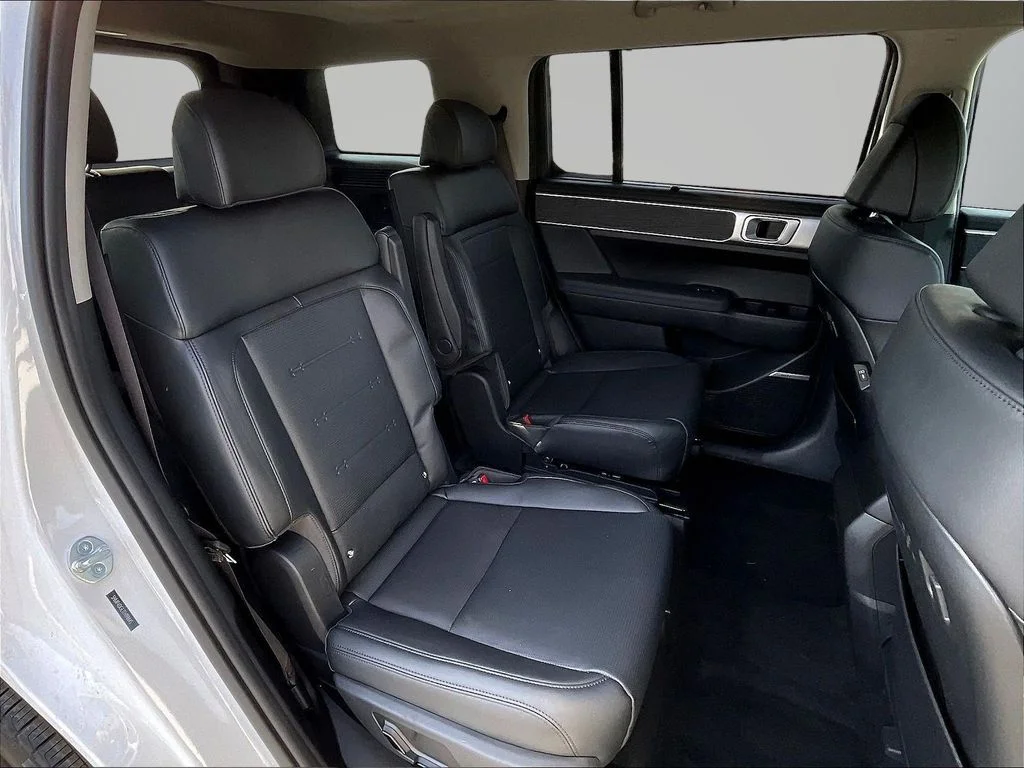 New 2026 White Hyundai Limited image 9