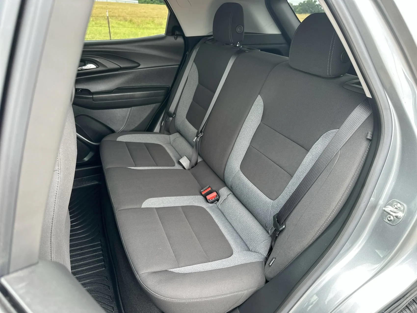 Used 2024 Sterling Gray Metallic Chevrolet LT image 21