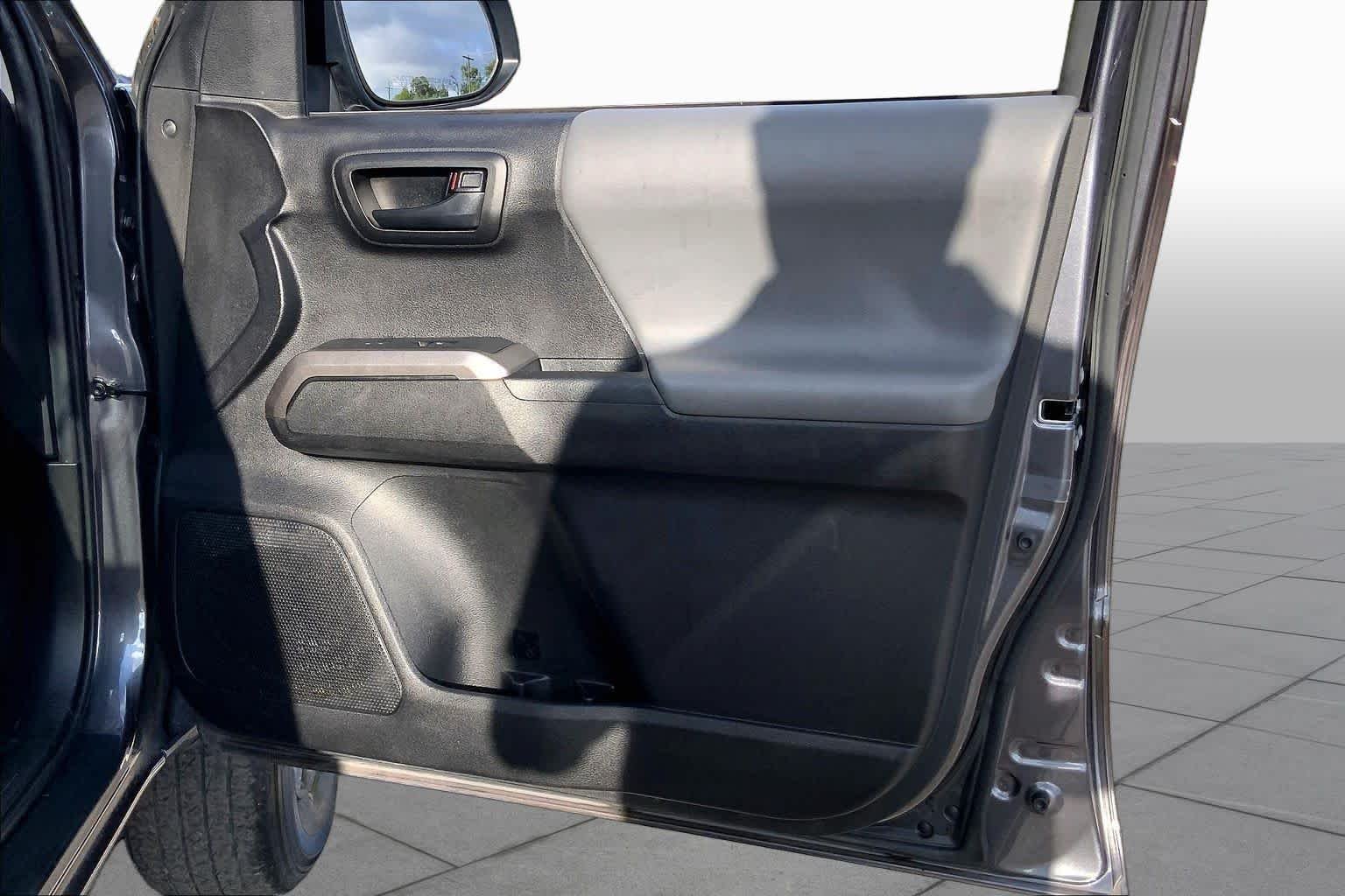 Used 2022 Magnetic Gray Metallic Toyota SR5 image 22