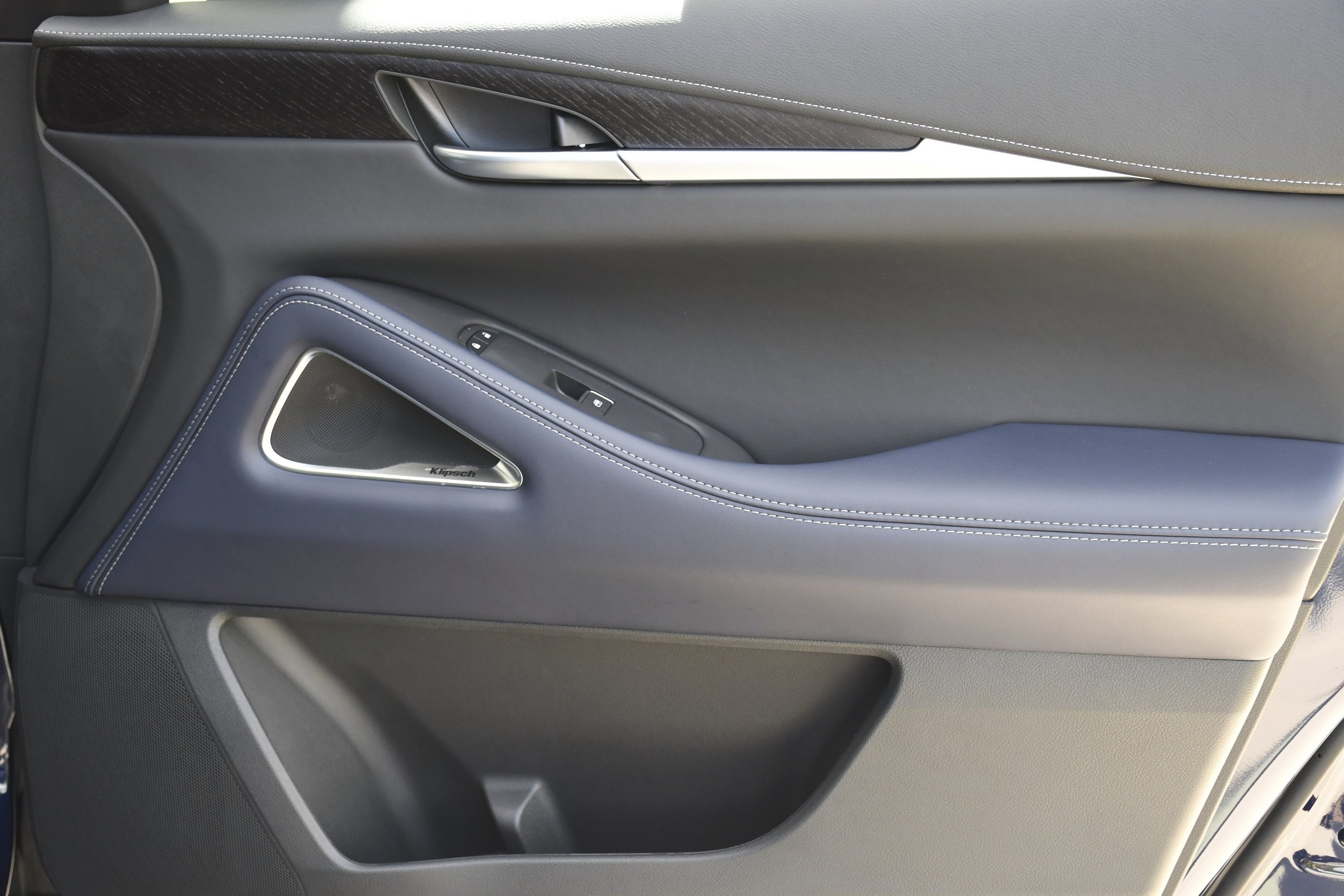 New 2026 GRAPHITE SHADOW INFINITI Sport AWD image 35