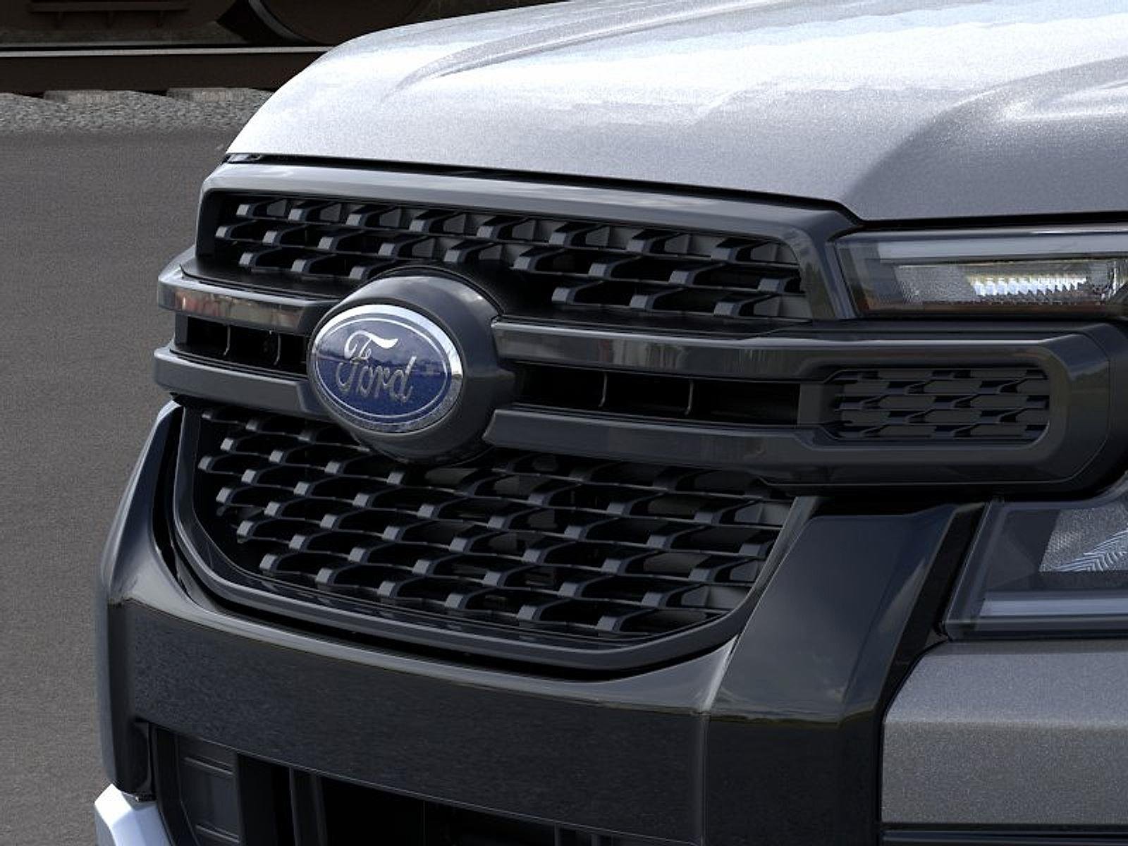 New 2026 Carbonized Gray Metallic Ford XLT image 17