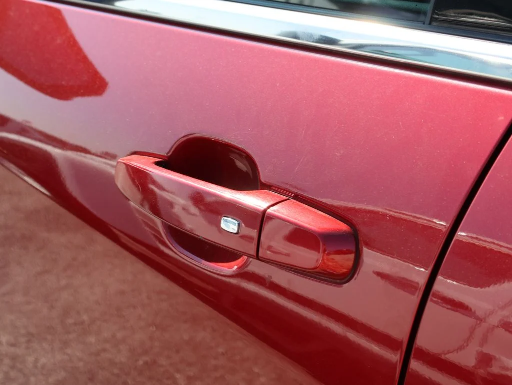 Used 2018 Cajun Red Tintcoat Chevrolet LT image 24