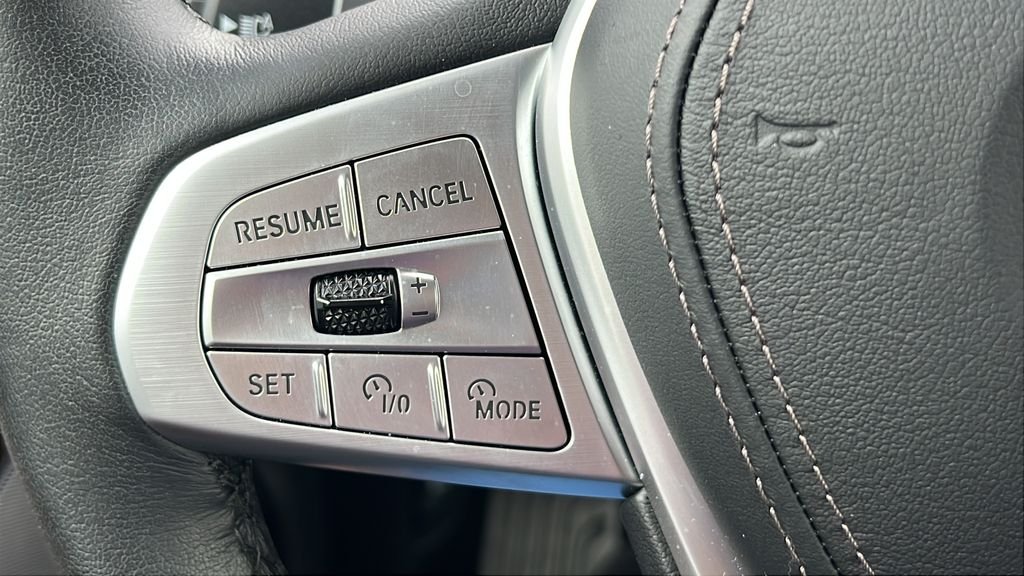 Certified Used 2025 Black Sapphire Metallic BMW xDrive40i image 20