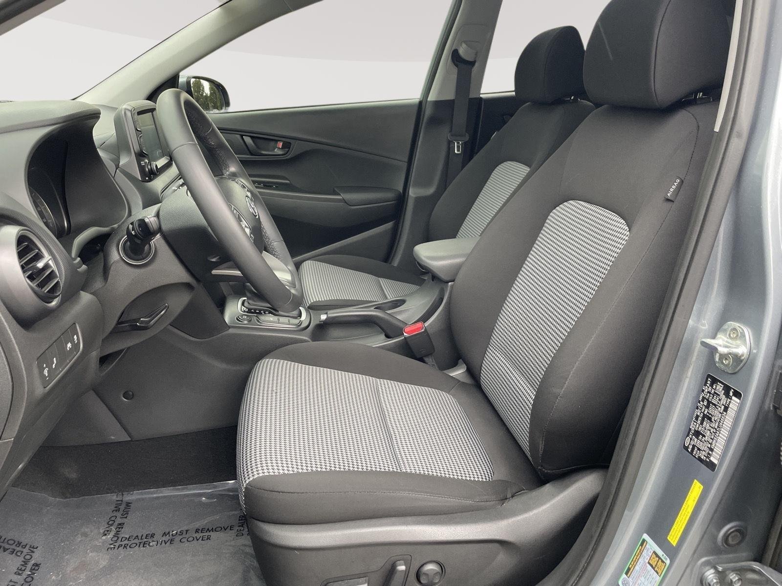 Used 2020 Sonic Silver Hyundai SEL Plus image 22