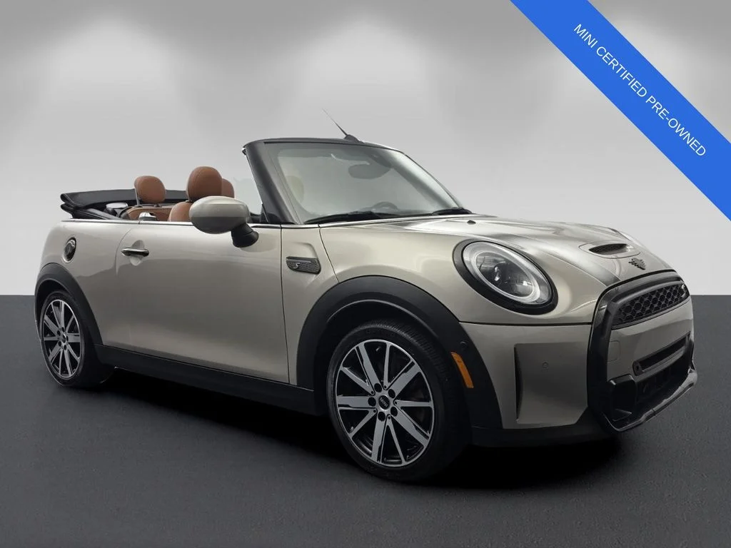 2024 MINI Convertible Cooper S's photo