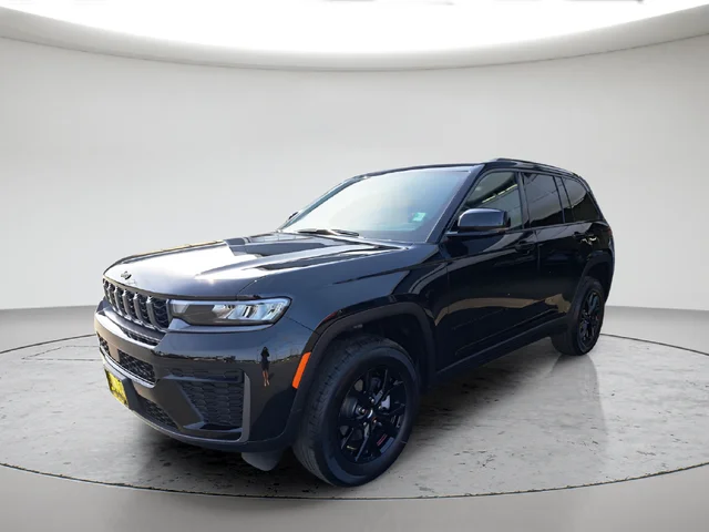 2026 Jeep Grand Cherokee Altitude