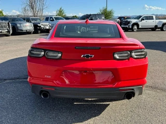 Used 2023 Red Hot Chevrolet 1LT image 4