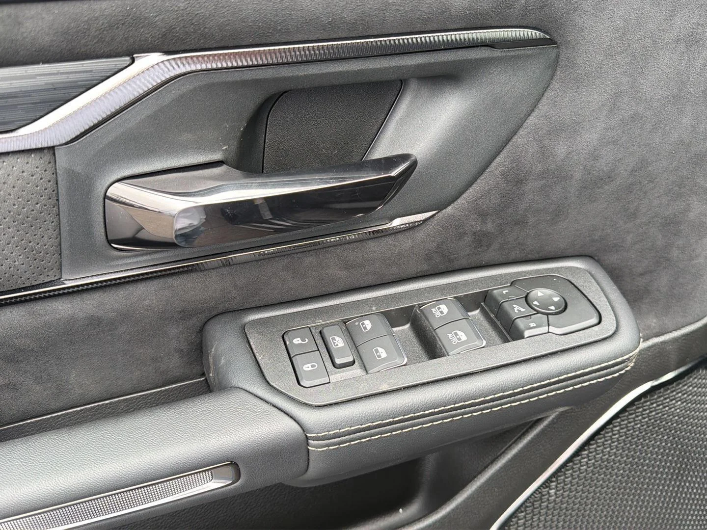 New 2026 Forged Blue Metallic Exterior Paint RAM RHO image 12