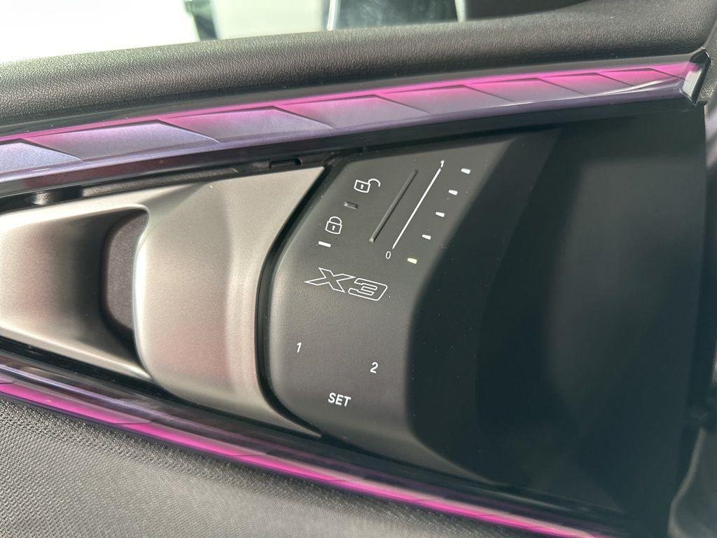 New 2026 Dark Graphite BMW 30 xDrive image 10