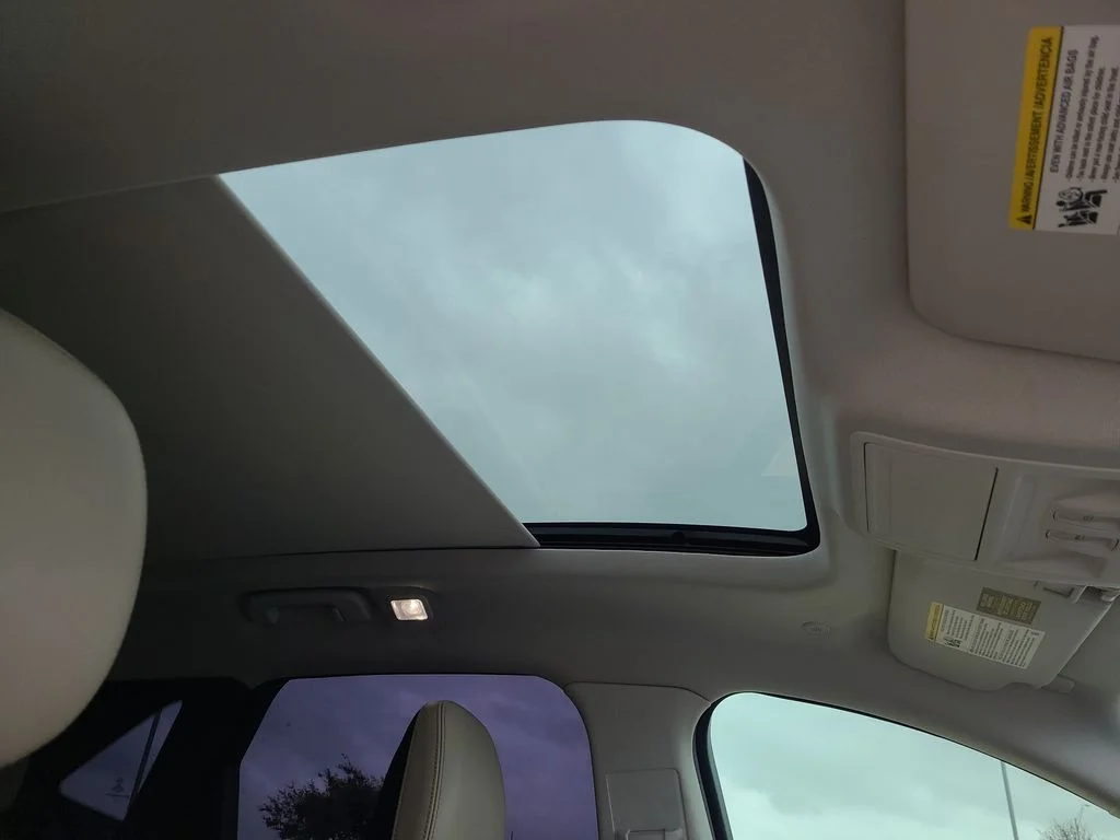 Used 2022 Blue Ford SEL image 7
