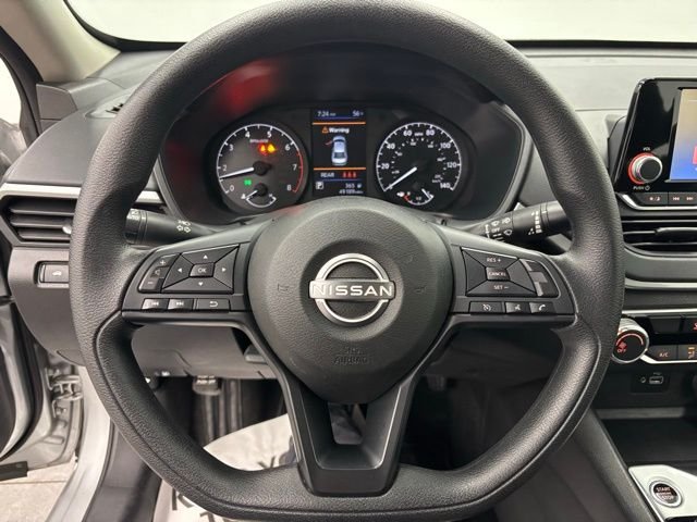 Used 2024 Silver Nissan 2.5 S image 15
