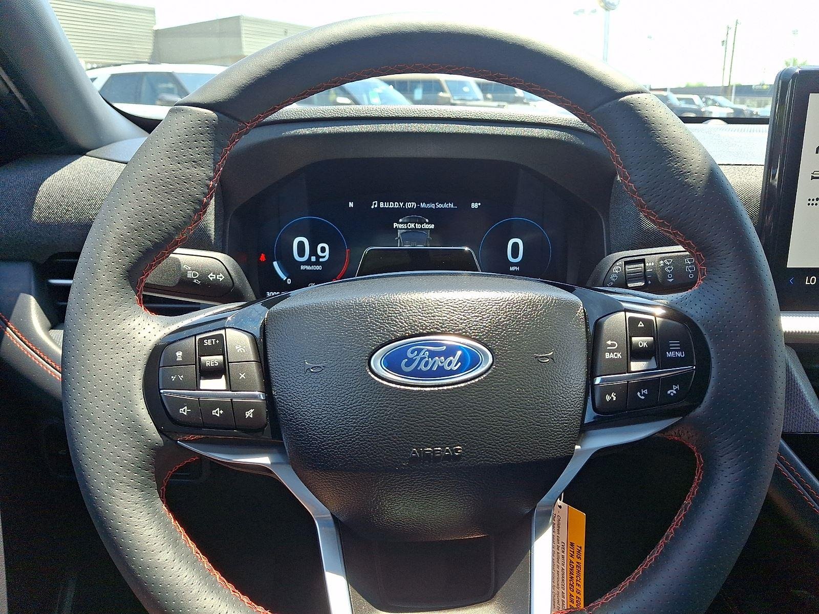 New 2026 Carbonized Gray Metallic Ford ST-Line image 13