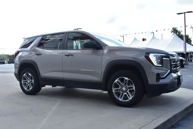 Used 2026 Gray GMC Elevation image 4