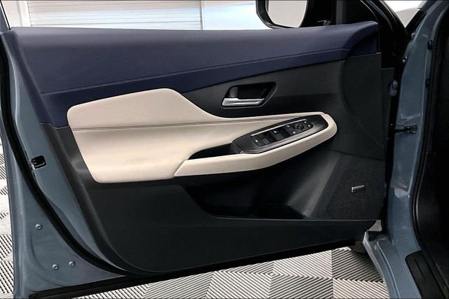 New 2026 Atlantic Gray Metallic Nissan SL image 32