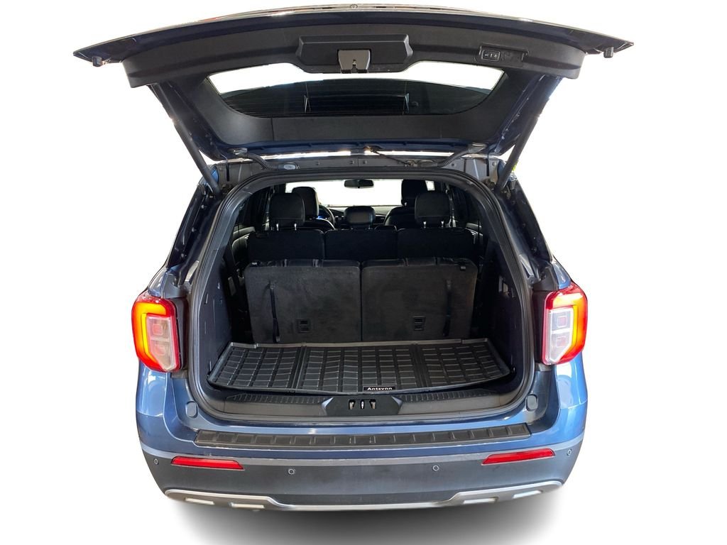 Used 2020 Blue Ford XLT image 6
