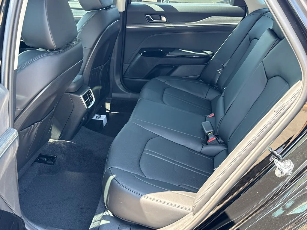New 2026 Aurora Black Pearl Kia EX image 21