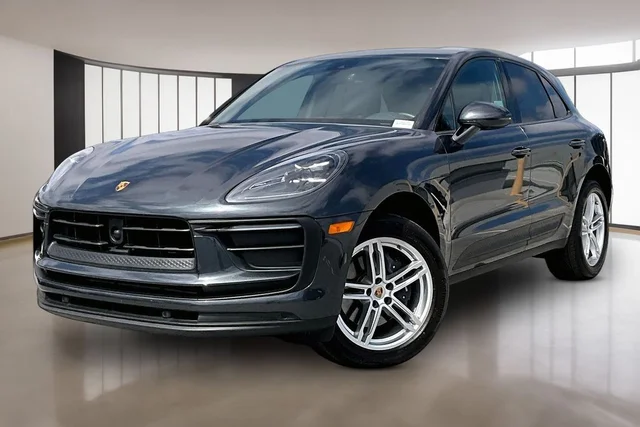 2023 Porsche Macan Base
