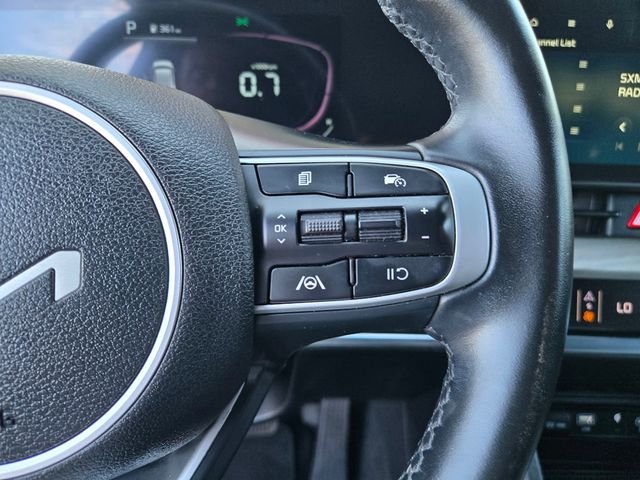 Used 2023 Black Kia X-Line image 18
