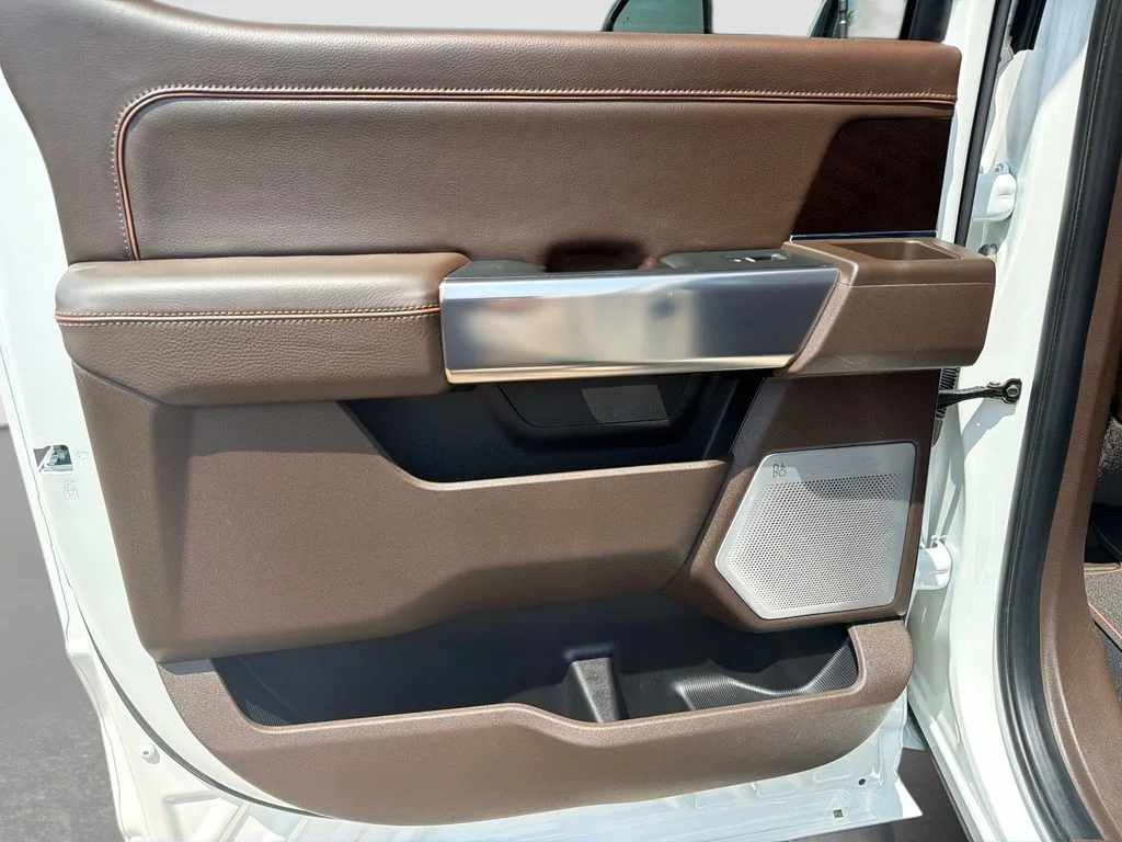 Used 2024 White Ford King Ranch image 13