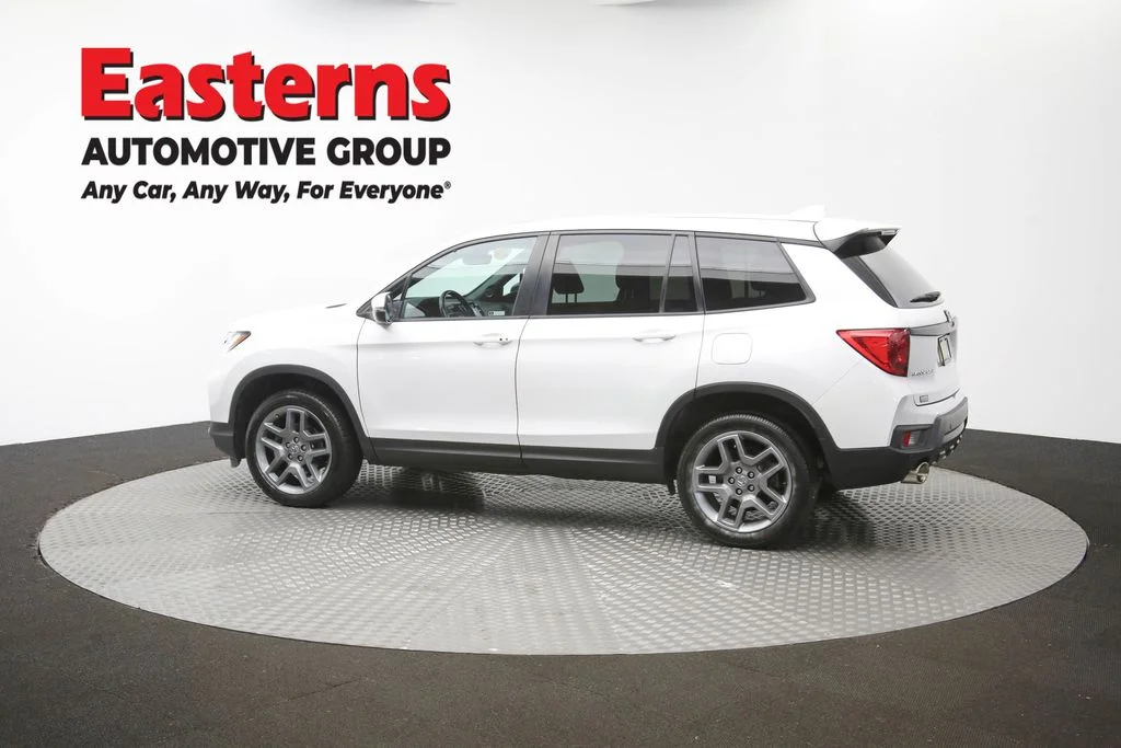 Used 2023 White Honda EX-L image 64