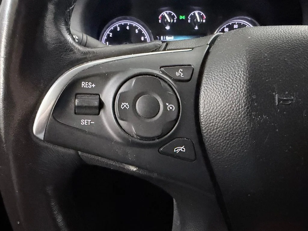 Used 2018 Gray Buick Essence image 22