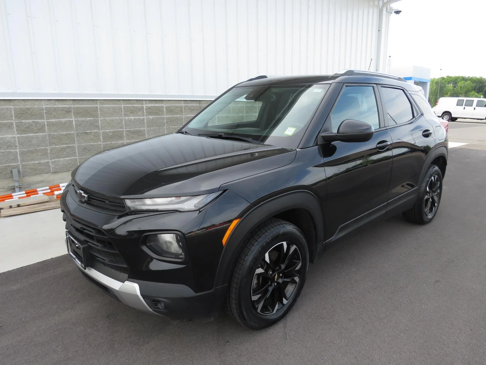 Used 2021 Mosaic Black Metallic Chevrolet LT image 12
