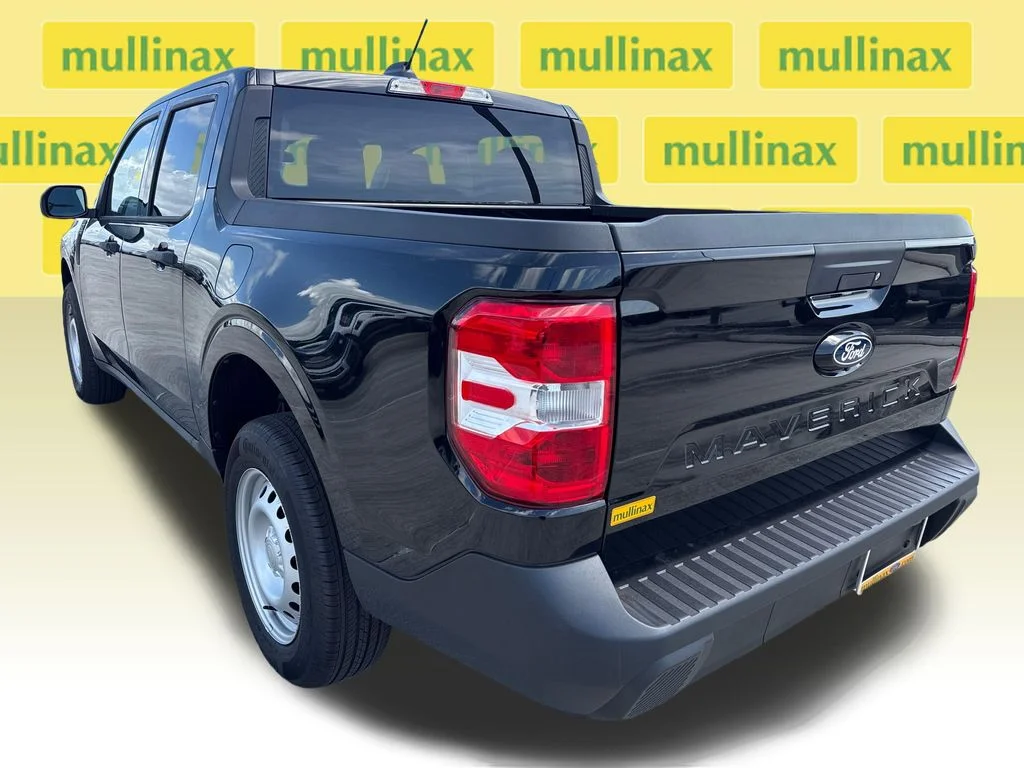 New 2026 Black Ford XL image 4