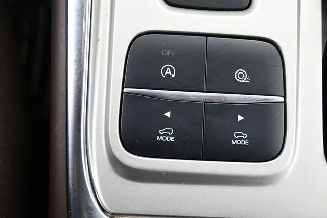 Used 2021 Black Ford King Ranch image 30