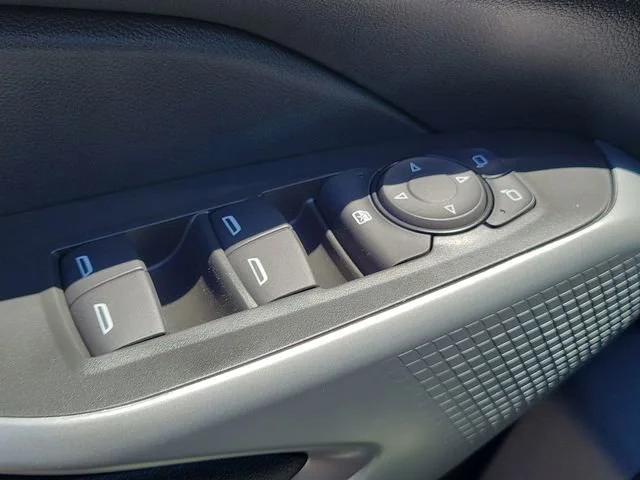 2026 Chevrolet Trax RS - Photo 16