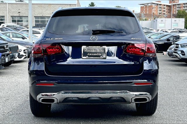 Used 2021 Blue Mercedes-Benz GLC 300 image 3