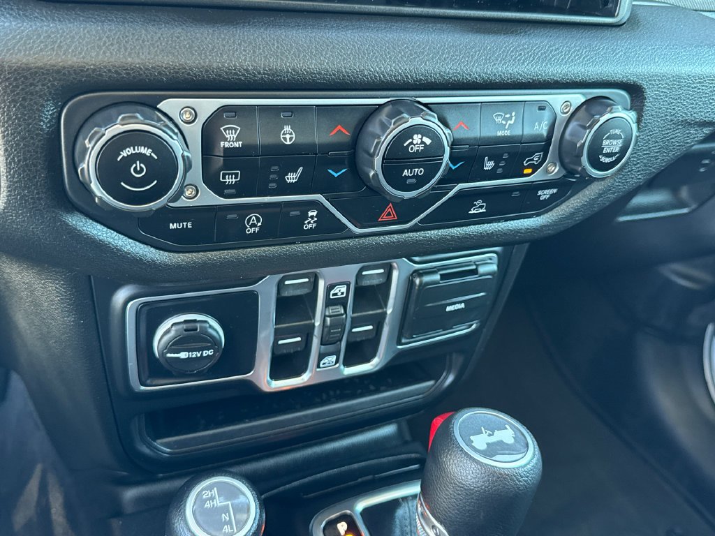 Certified Used 2025 White Jeep Sport S image 30