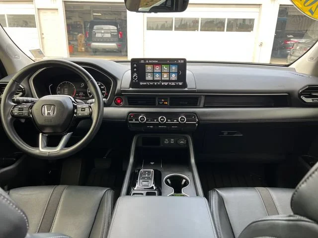 2025 Honda Pilot Touring - Photo 11