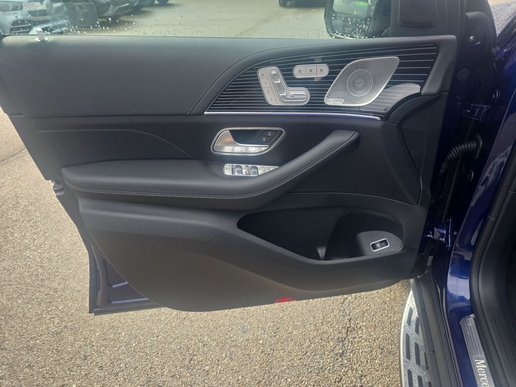 New 2026 MANUFAKTUR Mystic Blue Metallic Mercedes-Benz GLE 450 image 10