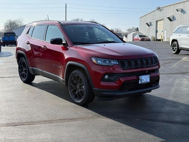 New 2026 Red Hot Pearl-Coat Exterior Paint Jeep Latitude image 2