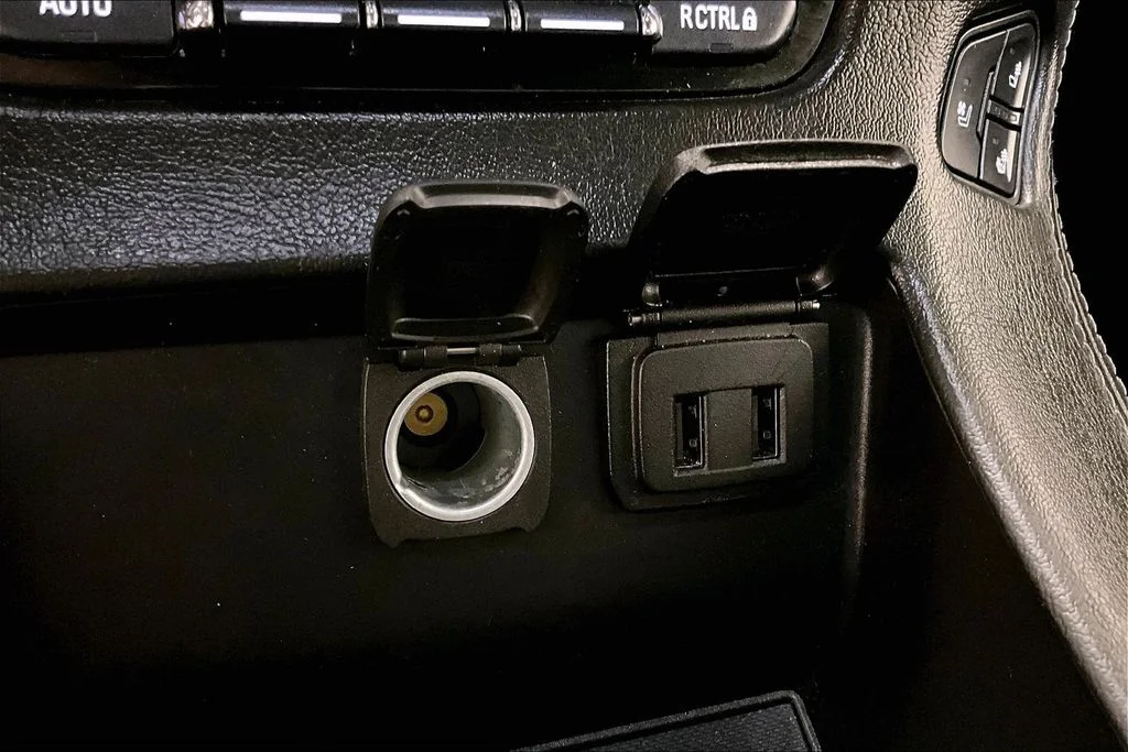 2018 GMC Yukon SLT - Photo 16
