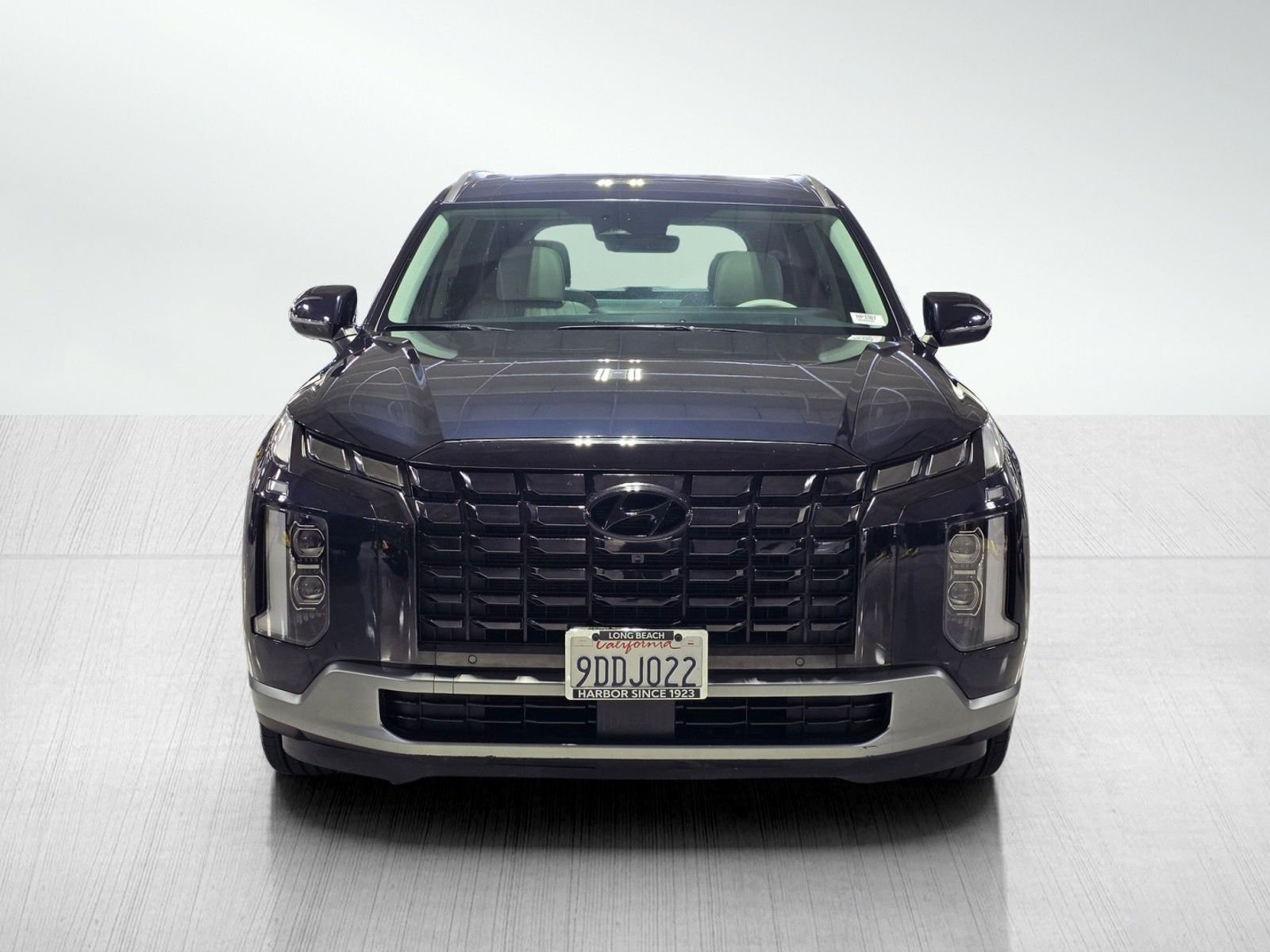 Certified Used 2023 Moonlight Cloud Hyundai Limited image 2