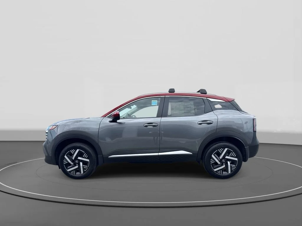 New 2026 Gun Metallic/Scarlet Ember Tintcoat Nissan SV image 4