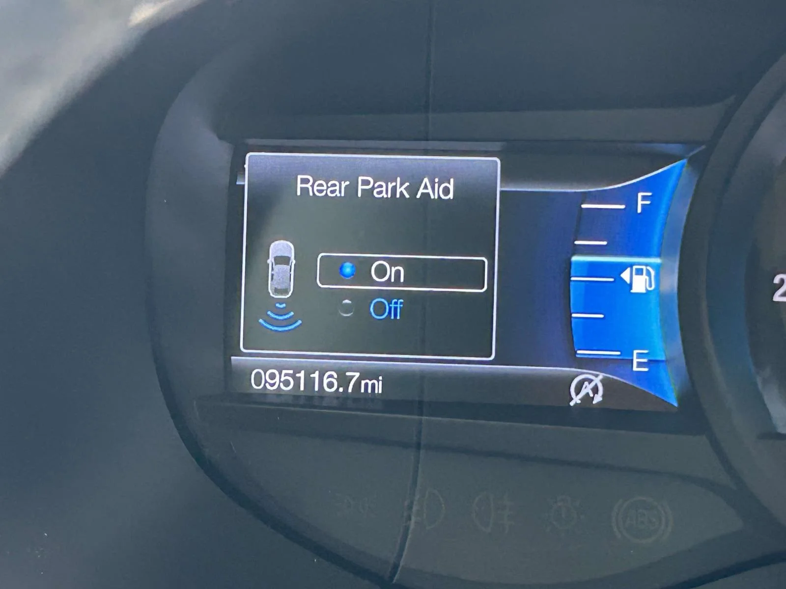 Used 2019 Silver Ford SEL FWD image 20